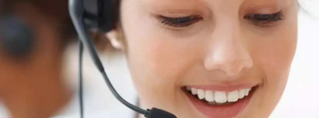 full customer service image