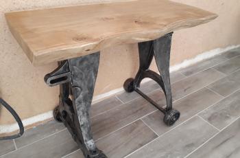 table réalisé à partir d'une scie à métaux alternative
